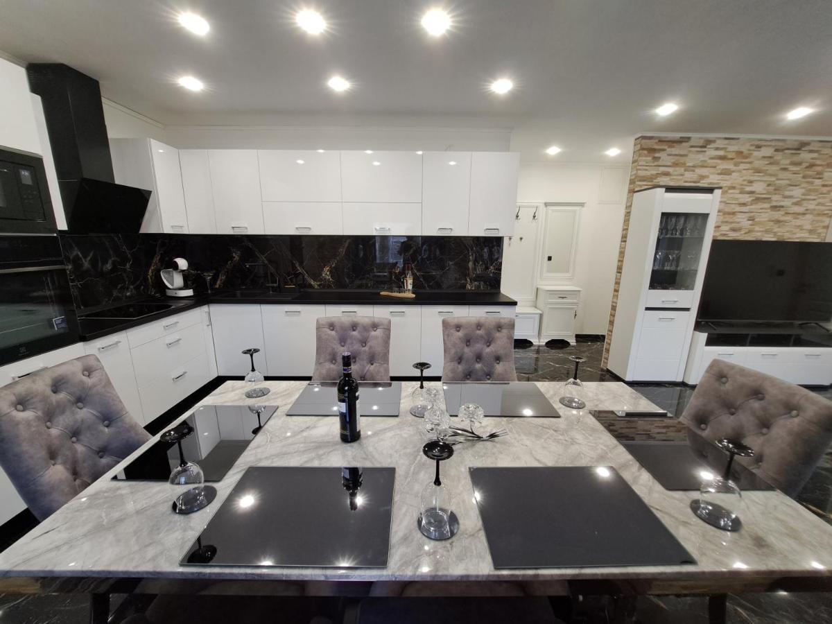 Apartment Monaco Rijeka Eksteriør billede